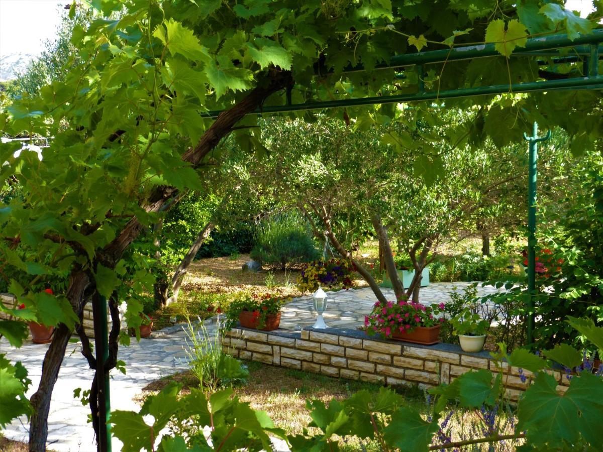Apartmani Milena Barbat na Rabu エクステリア 写真